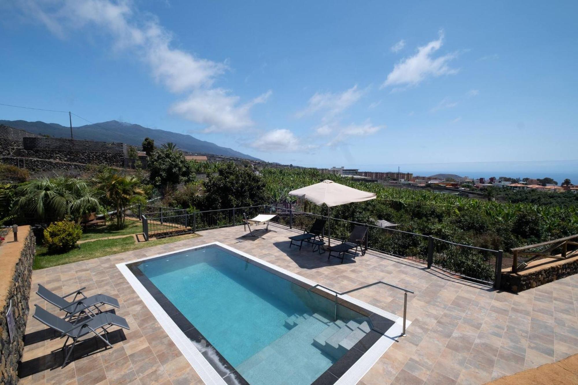 Villa La Graja By Huskalia - Private Pool Los Llanos De Aridane Extérieur photo